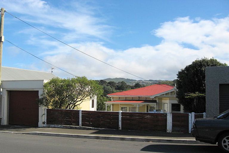 Photo of property in 28 Overtoun Terrace, Hataitai, Wellington, 6021