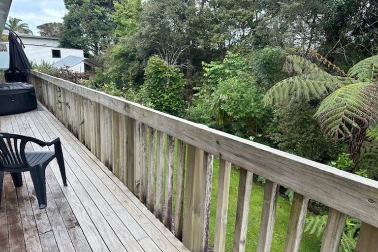 Photo of property in 21 Haruru Falls Road, Haruru, 0204