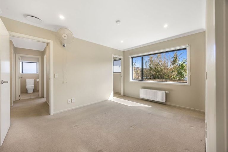 Photo of property in 13 Henrietta Maxwell Grove, Wainuiomata, Lower Hutt, 5014