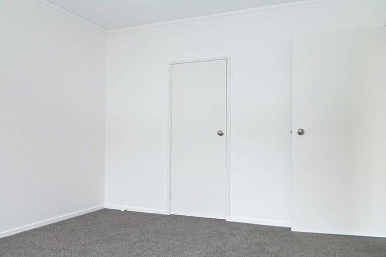 Photo of property in 380 East Coast Road, Sunnynook, Auckland, 0630