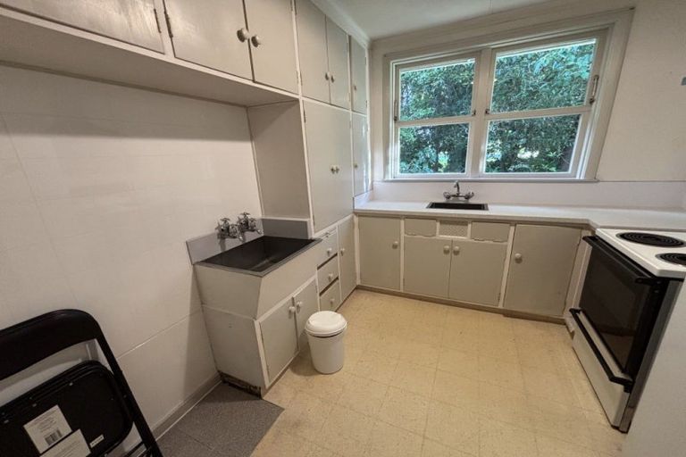 Photo of property in 17 Centennial Drive, Hokowhitu, Palmerston North, 4410