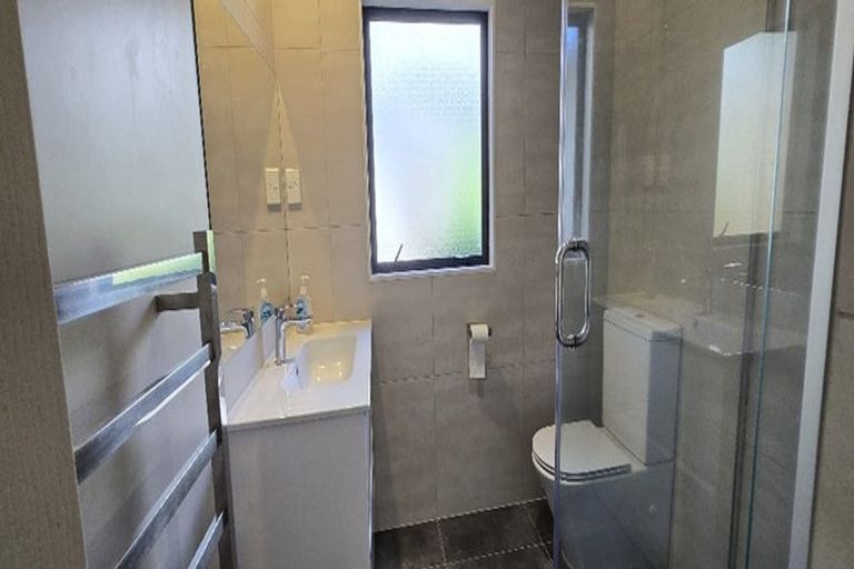 Photo of property in 17 Skye Road, East Tamaki Heights, Auckland, 2016