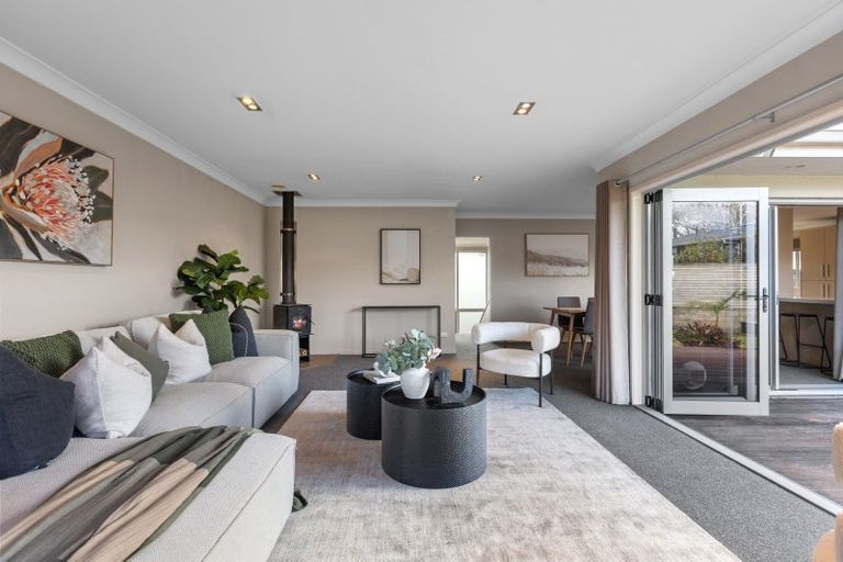 Photo of property in 28 Andrew Place, Otumoetai, Tauranga, 3110