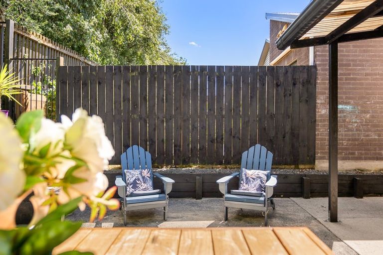Photo of property in 14 Taiaapure Street, Weymouth, Auckland, 2103