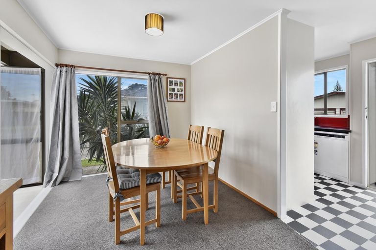 Photo of property in 104 Hillcrest Road, Papatoetoe, Auckland, 2025
