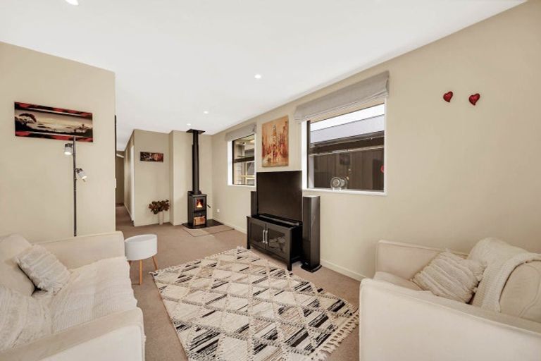 Photo of property in 7 Jean Batten Lane, Rolleston, 7615