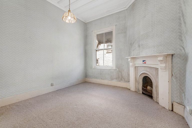 Photo of property in 5 Porter Crescent, Helensville, 0800