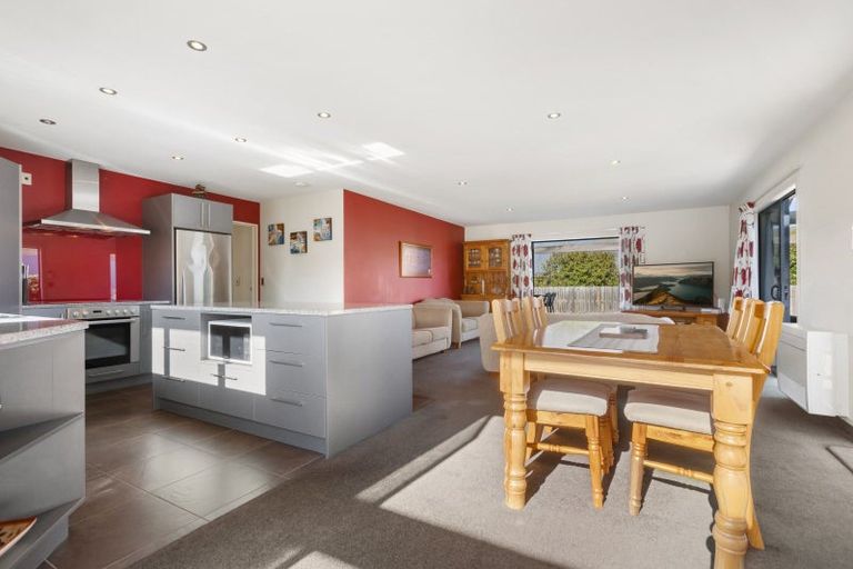 Photo of property in 27 Farrant Drive, Wanaka, 9305