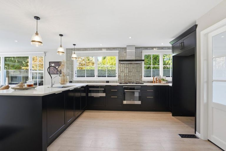 Photo of property in 96 Glandovey Road, Fendalton, Christchurch, 8052