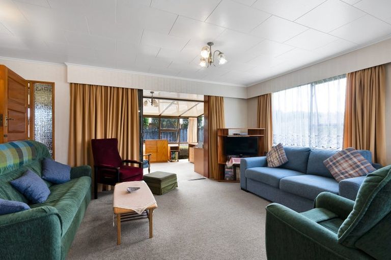 Photo of property in 301a South Road, Hawera, 4610