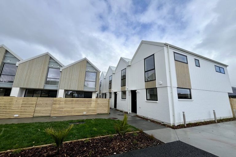 Photo of property in 11/39 Pakuranga Road, Pakuranga, 2010