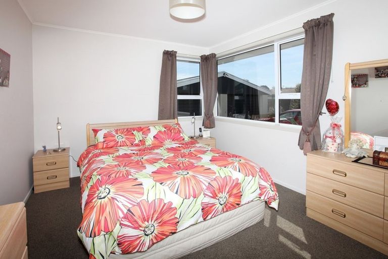 Photo of property in 13 Ruakaka Street, Hornby, Christchurch, 8042
