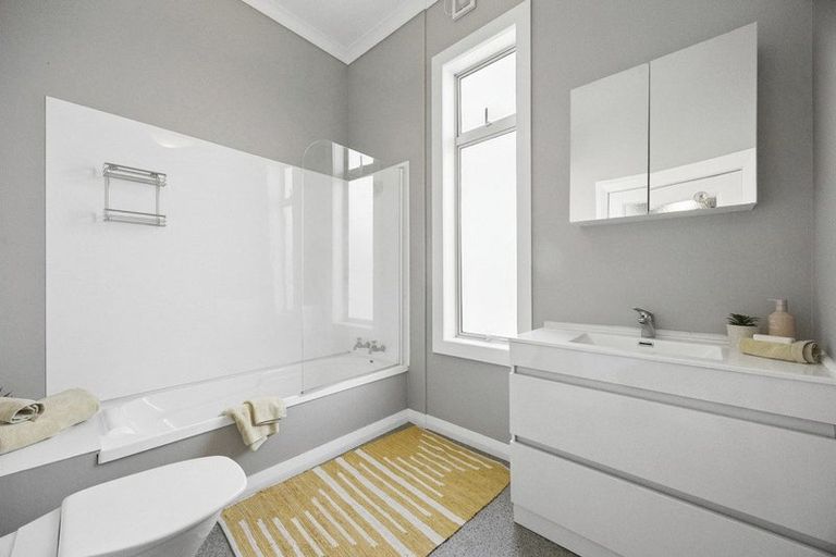 Photo of property in 4 Gourley Street, Saint Kilda, Dunedin, 9012