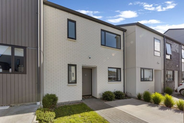 Photo of property in 170u4 Fraser Avenue, Johnsonville, Wellington, 6037