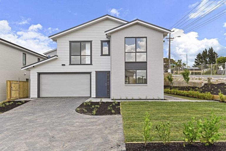Photo of property in 8 Dragonfly Way, Massey, Auckland, 0614