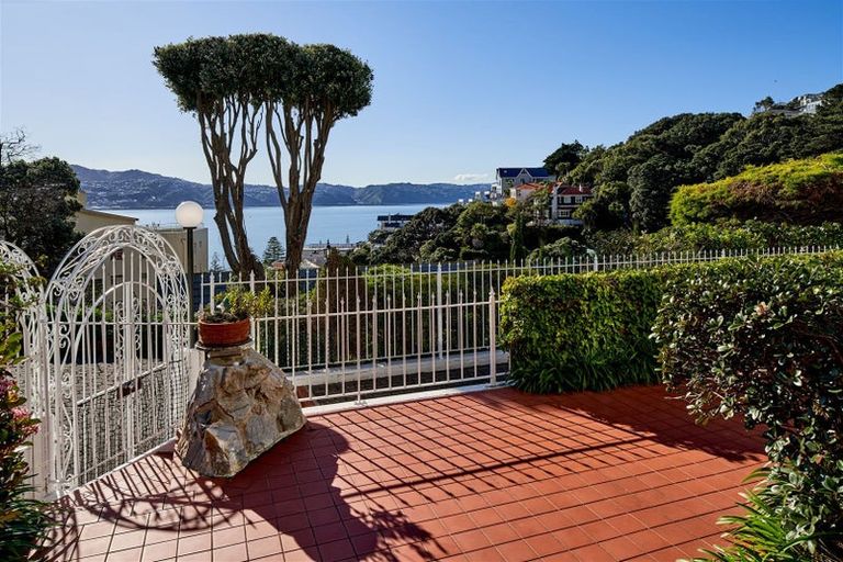 Photo of property in 7 Wilkinson Street, Oriental Bay, Wellington, 6011