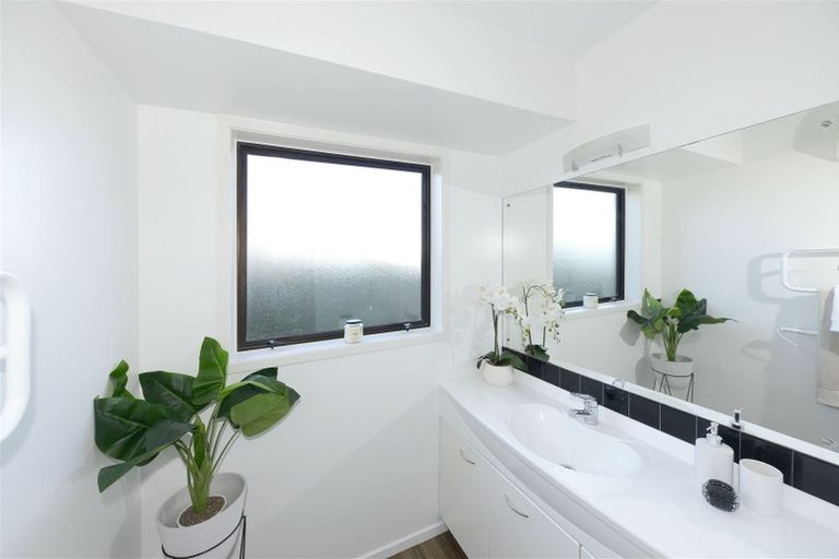 Photo of property in 40a Reginald Street, Burwood, Christchurch, 8083