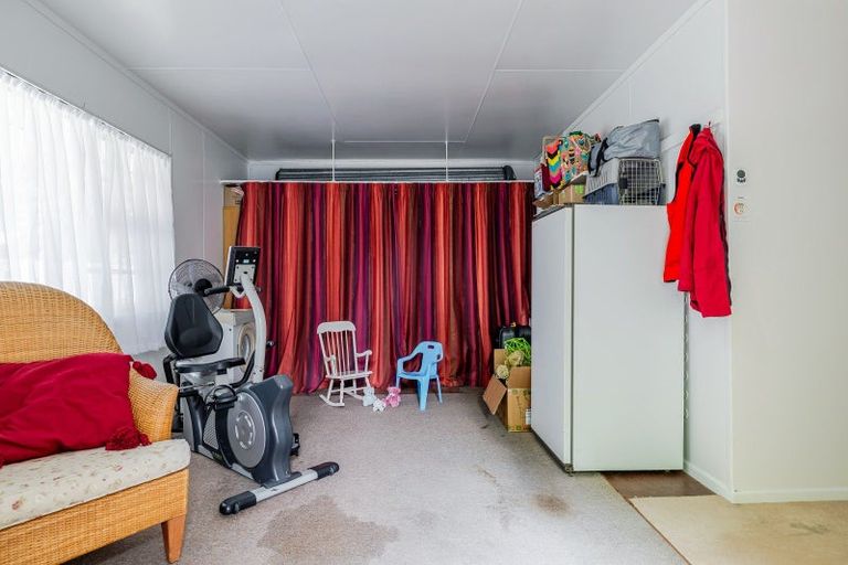 Photo of property in 69 Slacks Road, Awapuni, Palmerston North, 4412