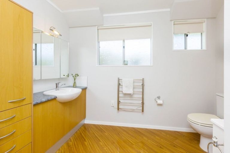 Photo of property in 398b Fergusson Drive, Heretaunga, Upper Hutt, 5018