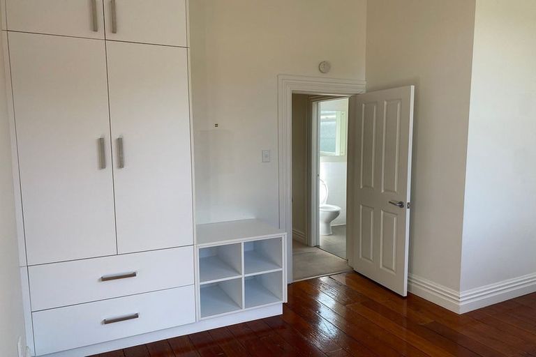 Photo of property in 5 Devon Street, Aro Valley, Wellington, 6021