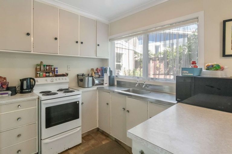 Photo of property in 1 Coopers Road, Gate Pa, Tauranga, 3112