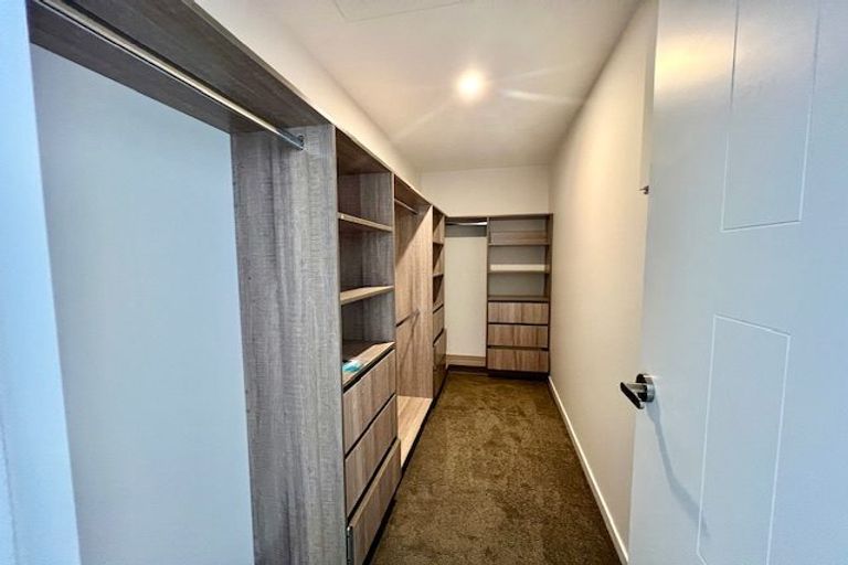 Photo of property in 56 Casuarina Road, Half Moon Bay, Auckland, 2012