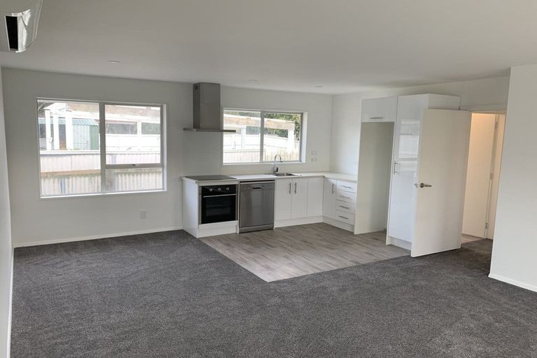 Photo of property in 2/483 Wairakei Road, Burnside, Christchurch, 8053