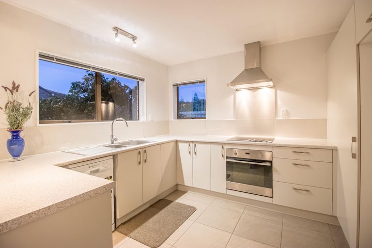 Photo of property in 1b Milton Road, Orewa, 0931