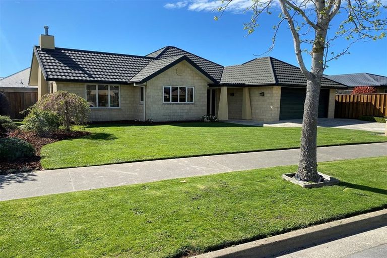 Photo of property in 9 Saracen Avenue, Northwood, Christchurch, 8051