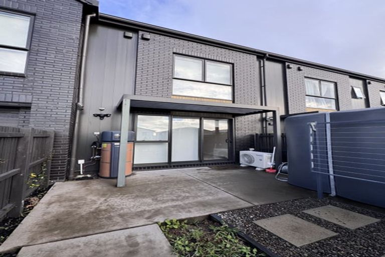 Photo of property in 62 Clark Road, Hobsonville, Auckland, 0616