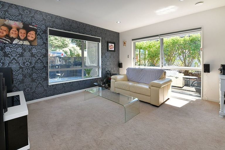 Photo of property in 4 Bella Vista Drive, Gulf Harbour, Whangaparaoa, 0930