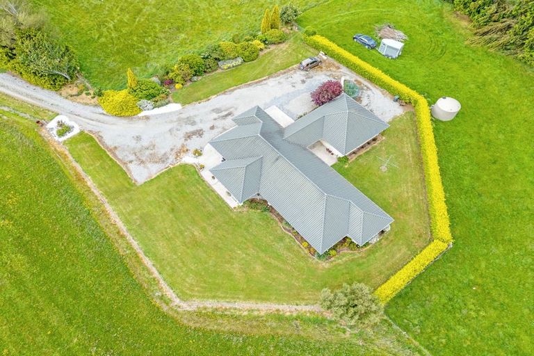 Photo of property in 1057 Knapdale Road, Chatton, Gore, 9773