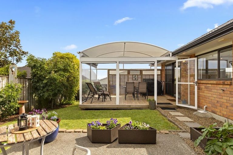 Photo of property in 16 Ludlow Place, Pukekohe, 2120
