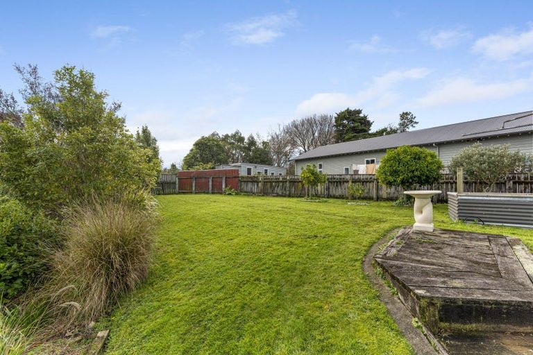 Photo of property in 32 Tararua Street, Pahiatua, 4910