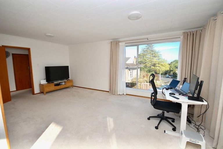 Photo of property in 84 Sycamore Drive, Sunnynook, Auckland, 0620