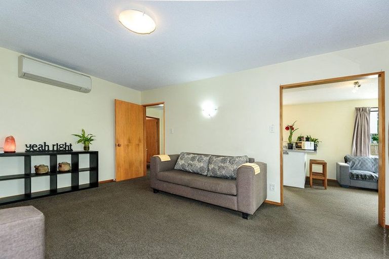 Photo of property in 42b Medina Crescent, Parklands, Christchurch, 8083