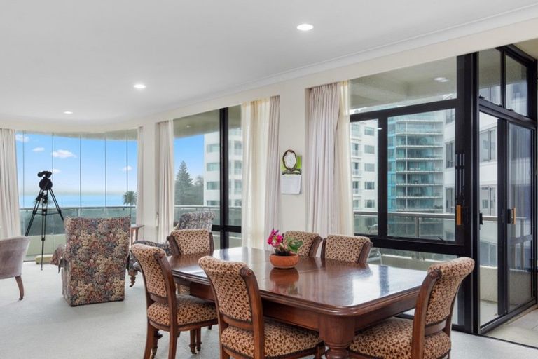Photo of property in 21 Maunganui Road, Mount Maunganui, 3116