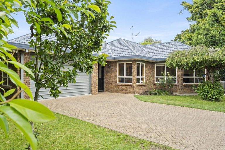 Photo of property in 86b Hall Street, Cambridge, 3434