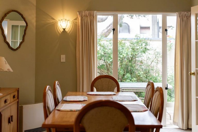 Photo of property in 38b Hinau Street, Woburn, Lower Hutt, 5011