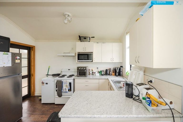 Photo of property in 15 Kelvin Street, South Hill, Oamaru, 9400