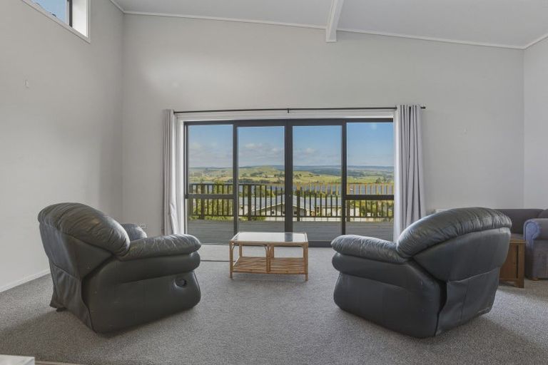 Photo of property in 32 Nore Street, Waihola, Milton, 9073