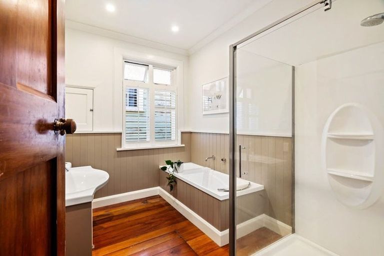 Photo of property in 13 Nelson Crescent, Napier South, Napier, 4110