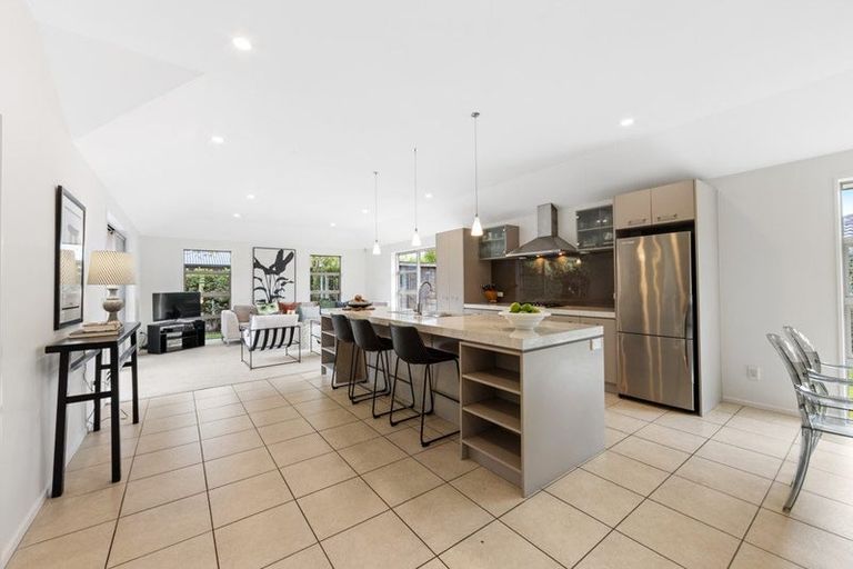 Photo of property in 9 Tawa Place, Parklands, Christchurch, 8083