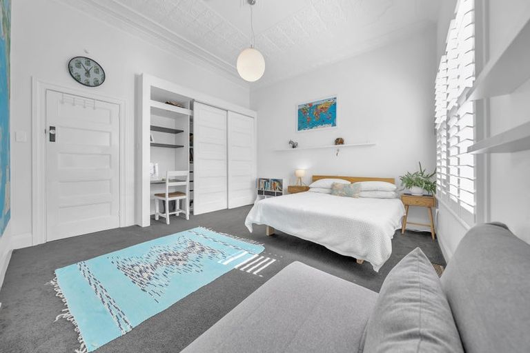 Photo of property in 23 Cheltenham Road, Devonport, Auckland, 0624