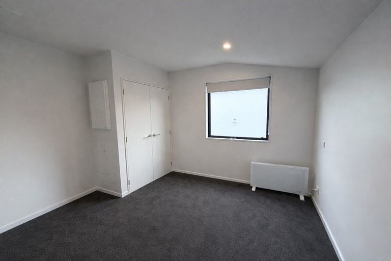 Photo of property in 4/43 New Brighton Road, Shirley, Christchurch, 8061