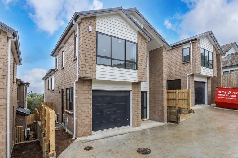 Photo of property in 13b Tenbless Court, Unsworth Heights, Auckland, 0632