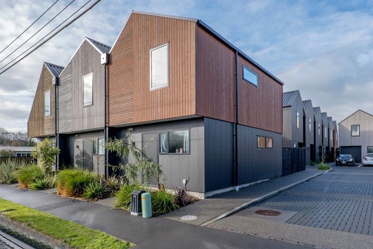 Photo of property in 3/6 Trent Street, Linwood, Christchurch, 8011