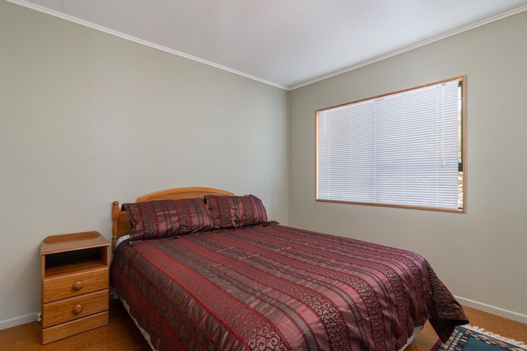 Photo of property in 127 Kent Street, Carterton, 5713