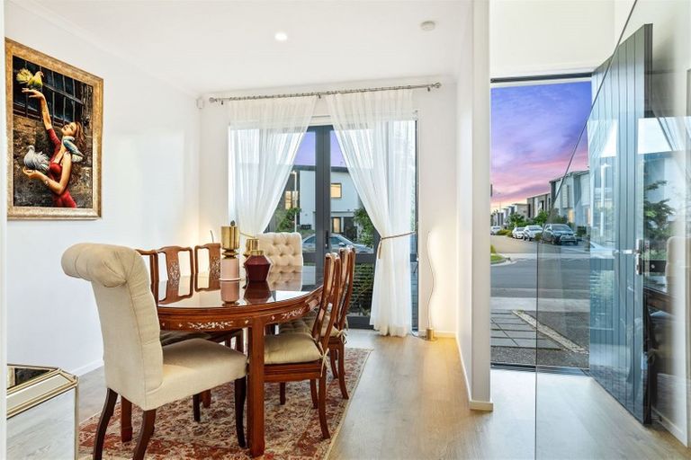 Photo of property in 28 Rangihina Road, Hobsonville, Auckland, 0616