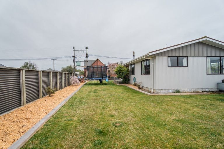 Photo of property in 15 Saint Leonards Road, Temuka, 7920